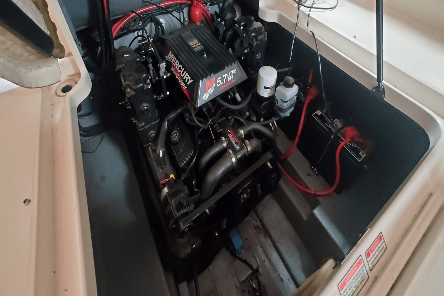 Slide: The Image of Sea Ray 245 WEEKENDER 2000 - 16