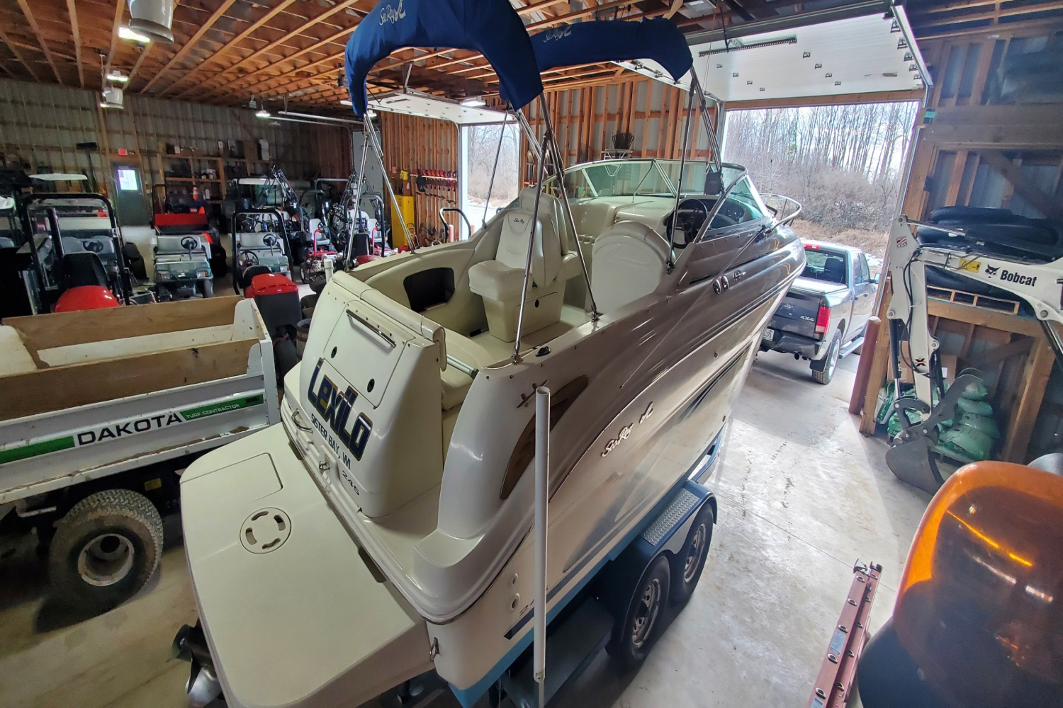 Slide: The Image of Sea Ray 245 WEEKENDER 2000 - 2