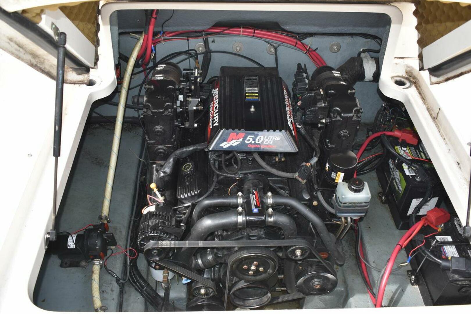 Slide: The Image of Sea Ray 245 Weekender 2000 - 5315564