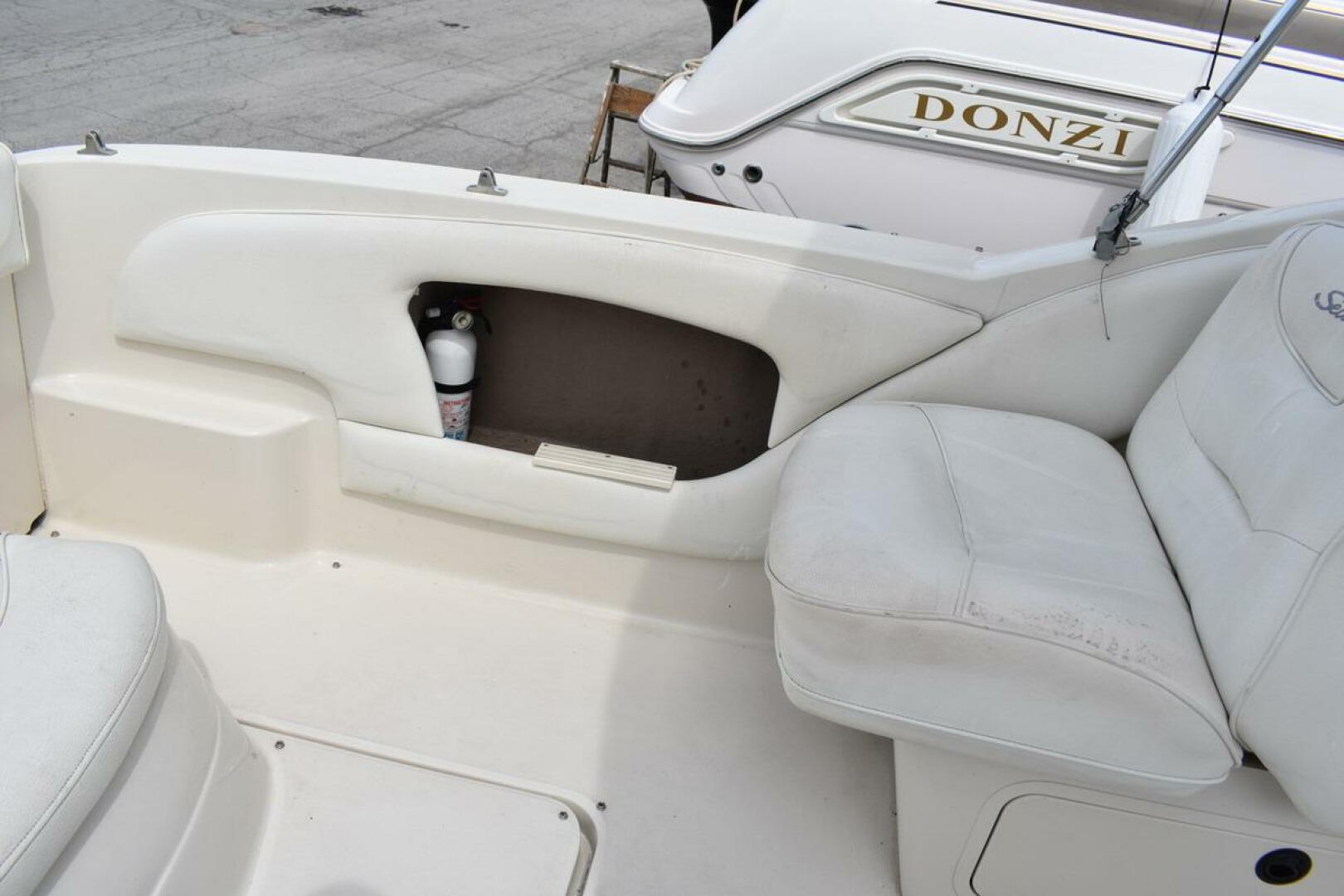 Slide: The Image of Sea Ray 245 Weekender 2000 - 5315568