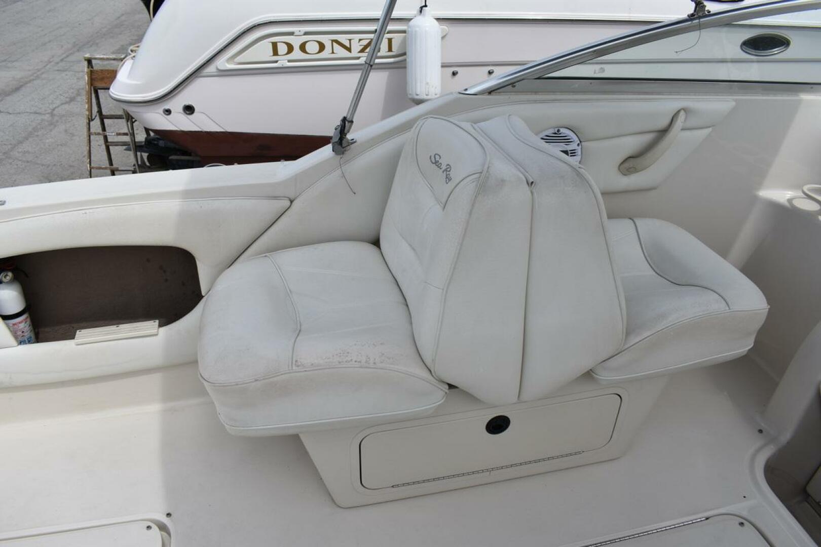 Slide: The Image of Sea Ray 245 Weekender 2000 - 5315570