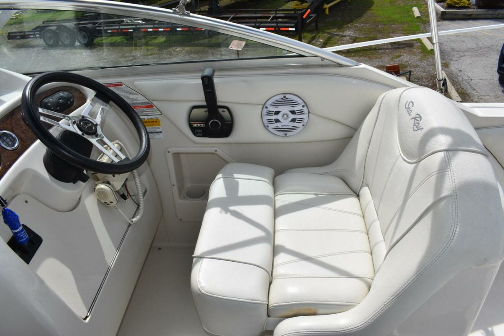 Slide: The Image of Sea Ray 245 Weekender 2000 - 5315584