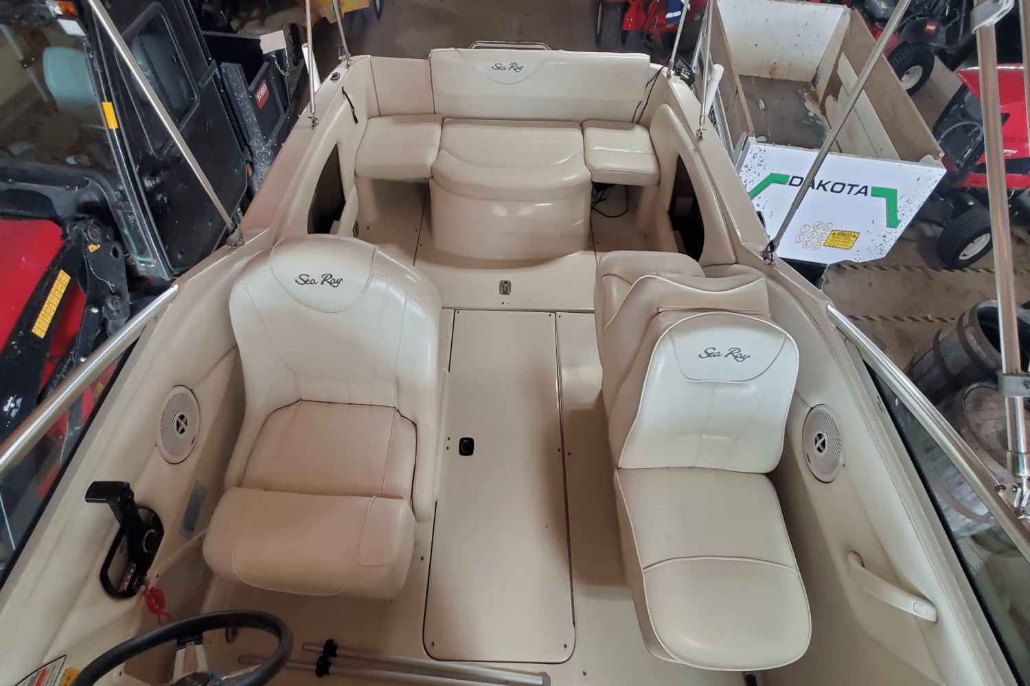 Slide: The Image of Sea Ray 245 WEEKENDER 2000 - 6