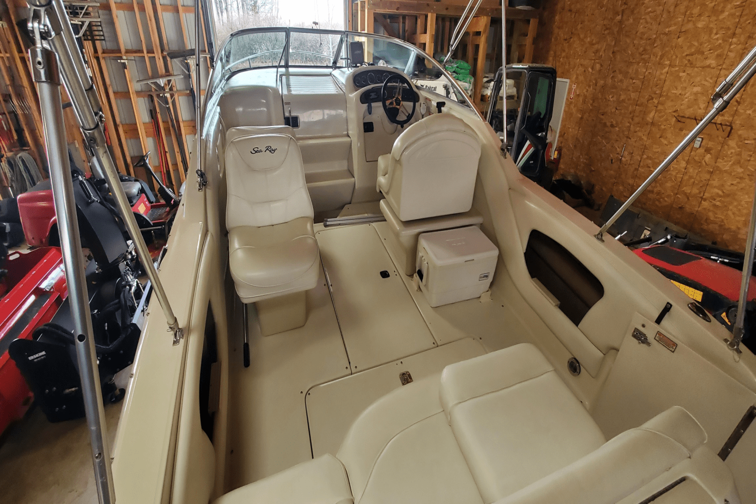 Slide: The Image of Sea Ray 245 WEEKENDER 2000 - 7