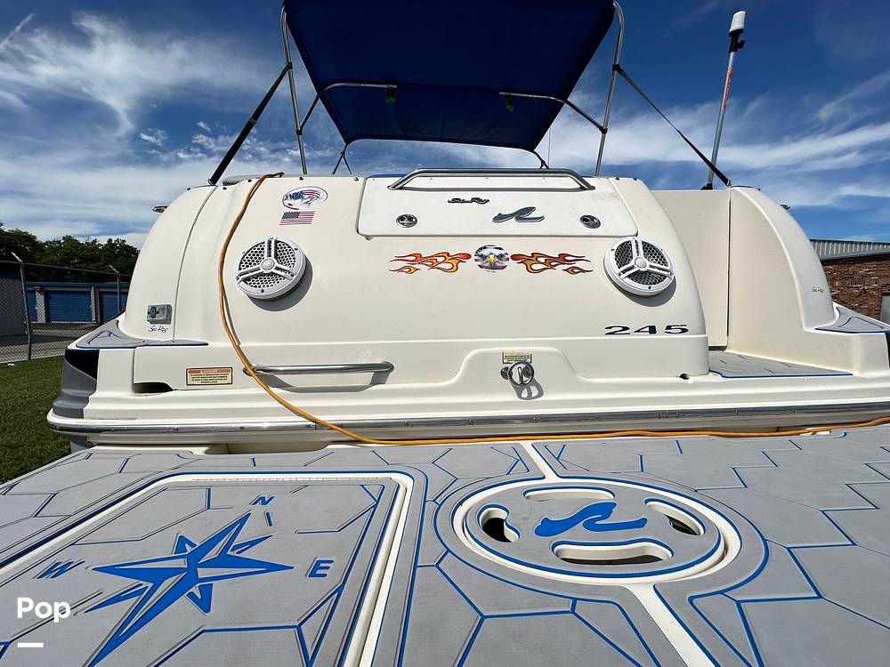 Slide: The Image of Sea Ray 245 Weekender 2001 - 21
