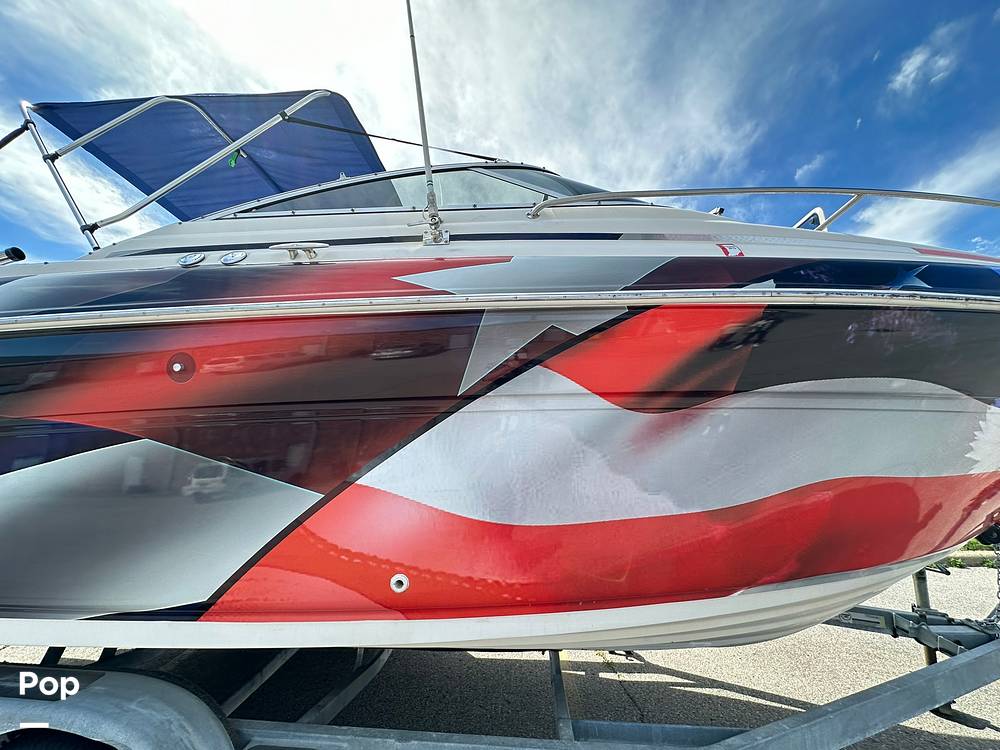 Slide: The Image of Sea Ray 245 Weekender 2001 - 4