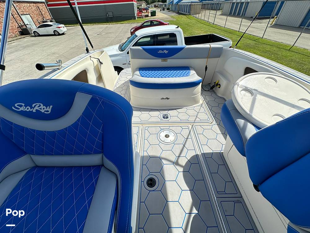 Slide: The Image of Sea Ray 245 Weekender 2001 - 54