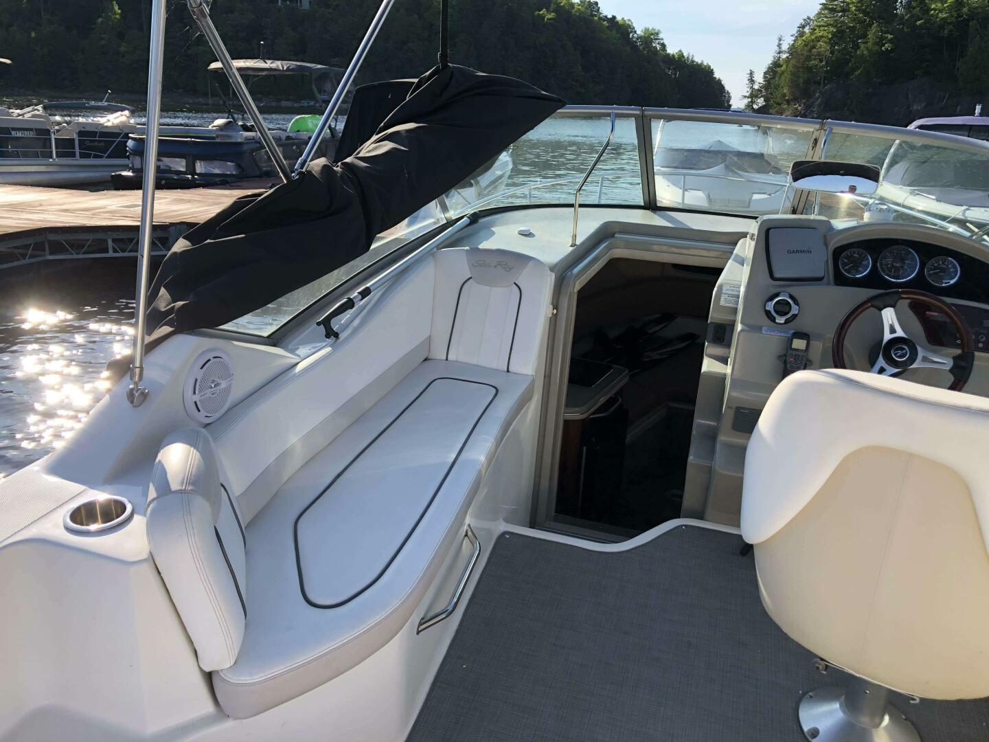 Slide: The Image of Sea Ray 25 2011 - 5503736