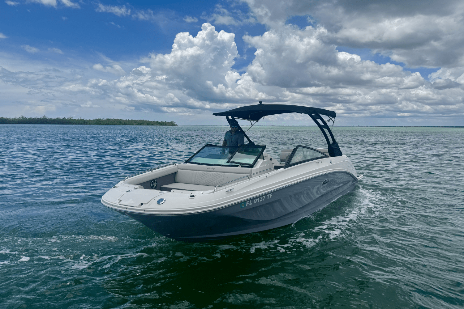 Slide: The Image of Sea Ray 250 SD-OB 2022 - 0