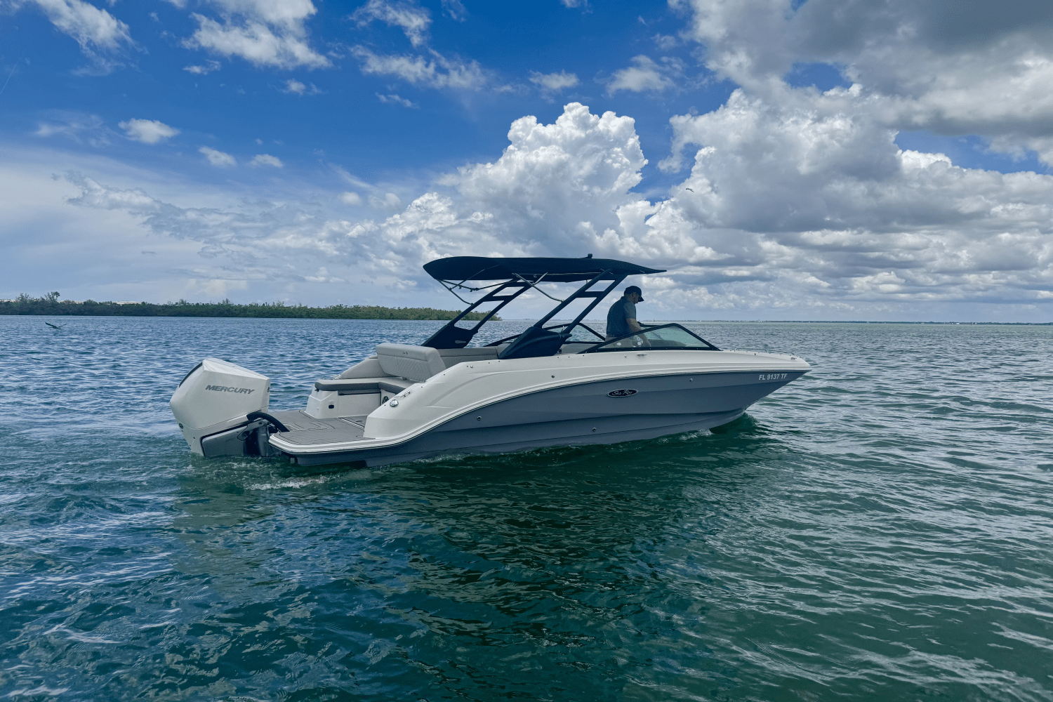 Slide: The Image of Sea Ray 250 SD-OB 2022 - 4