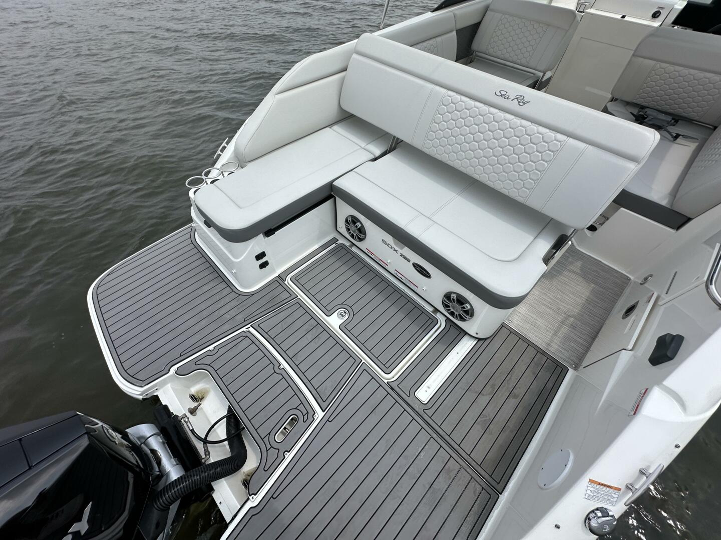 Slide: The Image of Sea Ray 250 SD-OB 2023 - 4533612