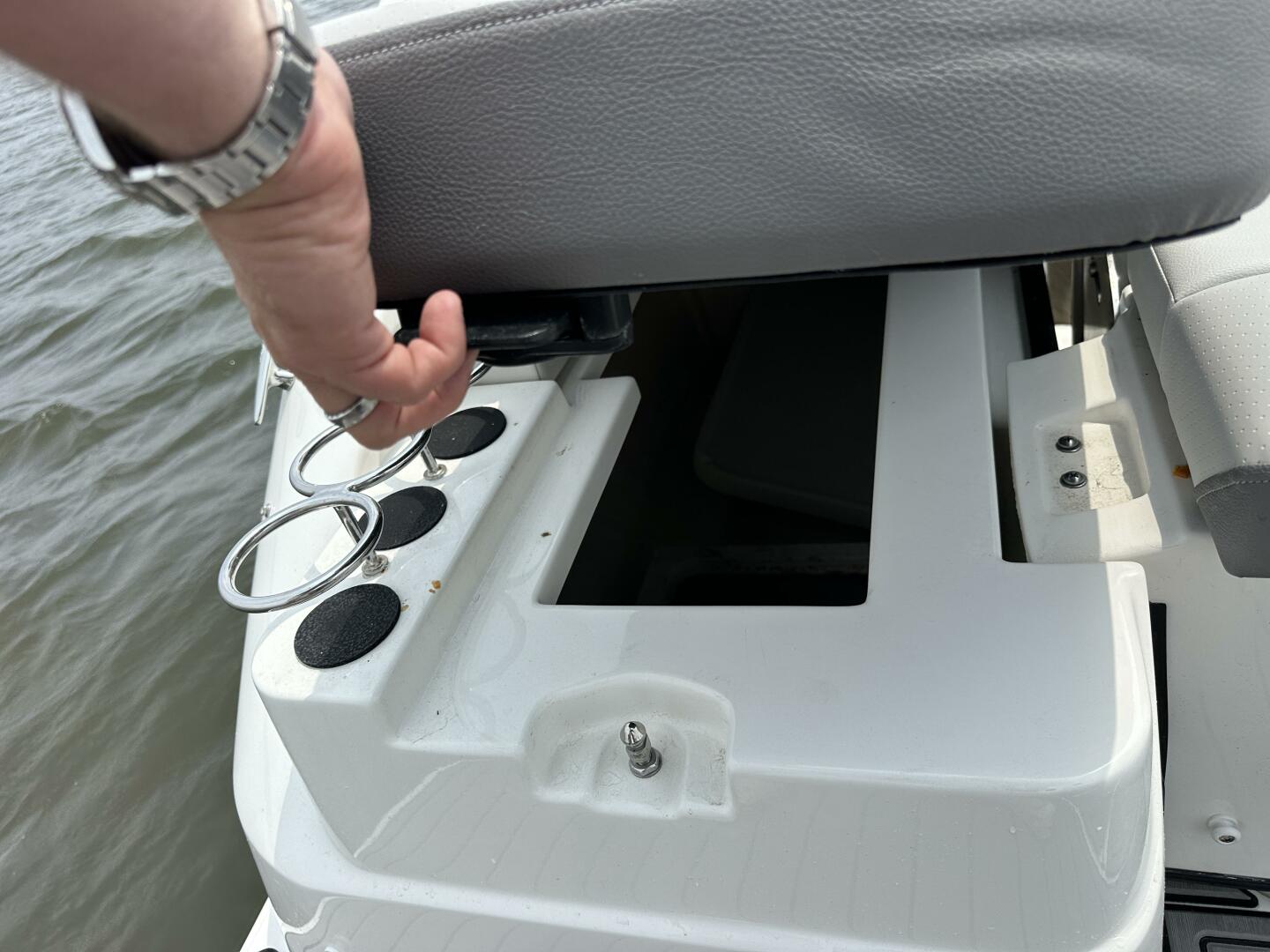 Slide: The Image of Sea Ray 250 SD-OB 2023 - 4533615