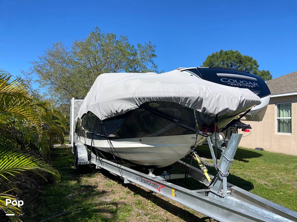 Slide: The Image of Sea Ray 250 SDX 2020 - 13812321