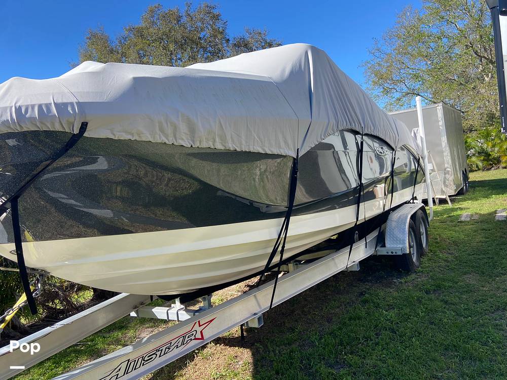 Slide: The Image of Sea Ray 250 SDX 2020 - 13812322
