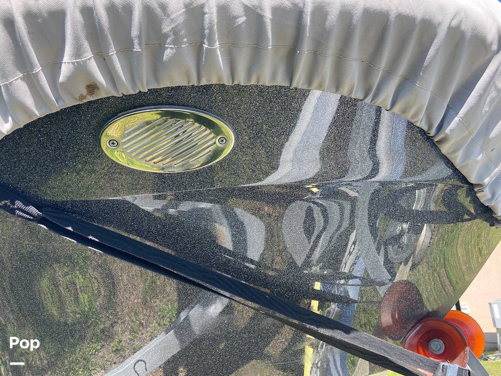 Slide: The Image of Sea Ray 250 SDX 2020 - 13812333