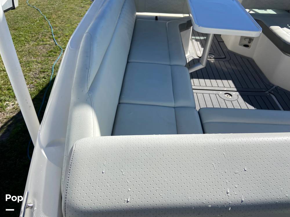Slide: The Image of Sea Ray 250 SDX 2020 - 13812337