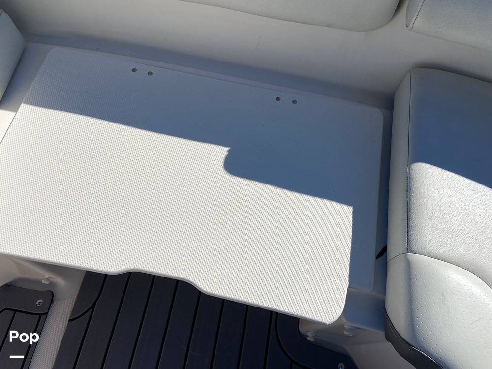 Slide: The Image of Sea Ray 250 SDX 2020 - 13812385