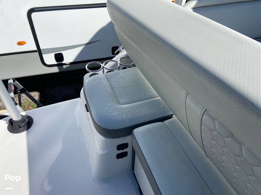 Slide: The Image of Sea Ray 250 SDX 2020 - 13812390