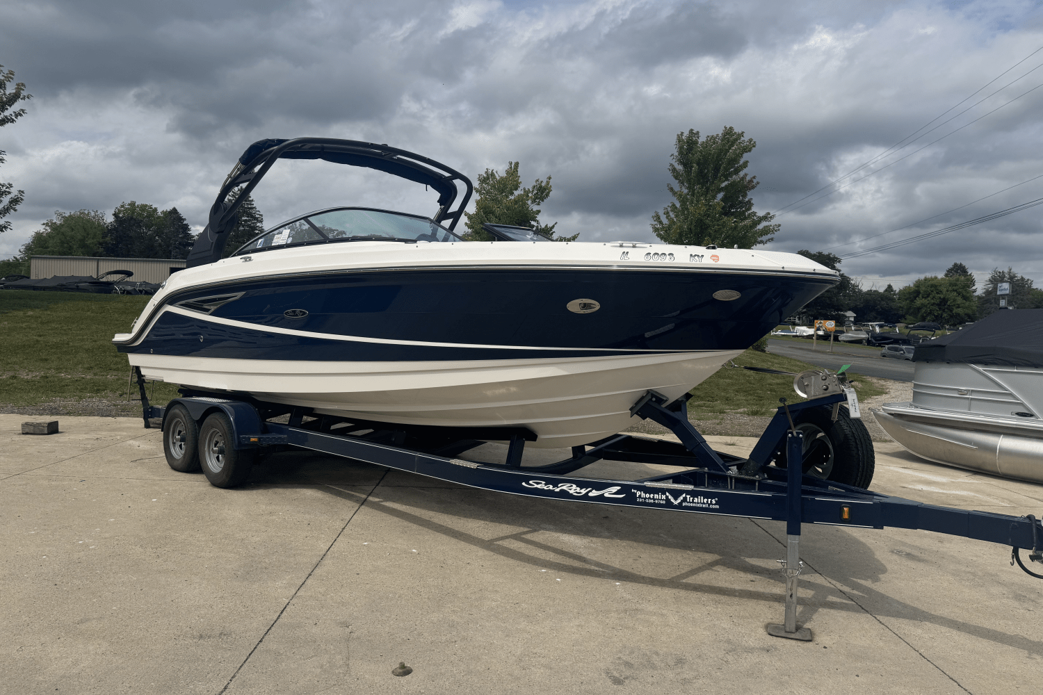 Slide: The Image of Sea Ray 250 SLX 2019 - 0