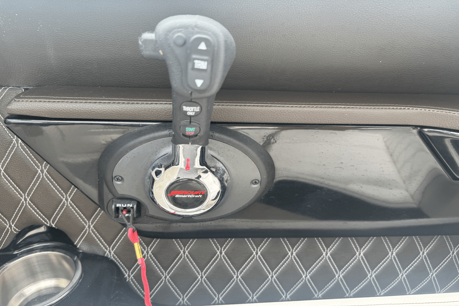 Slide: The Image of Sea Ray 250 SLX 2019 - 15