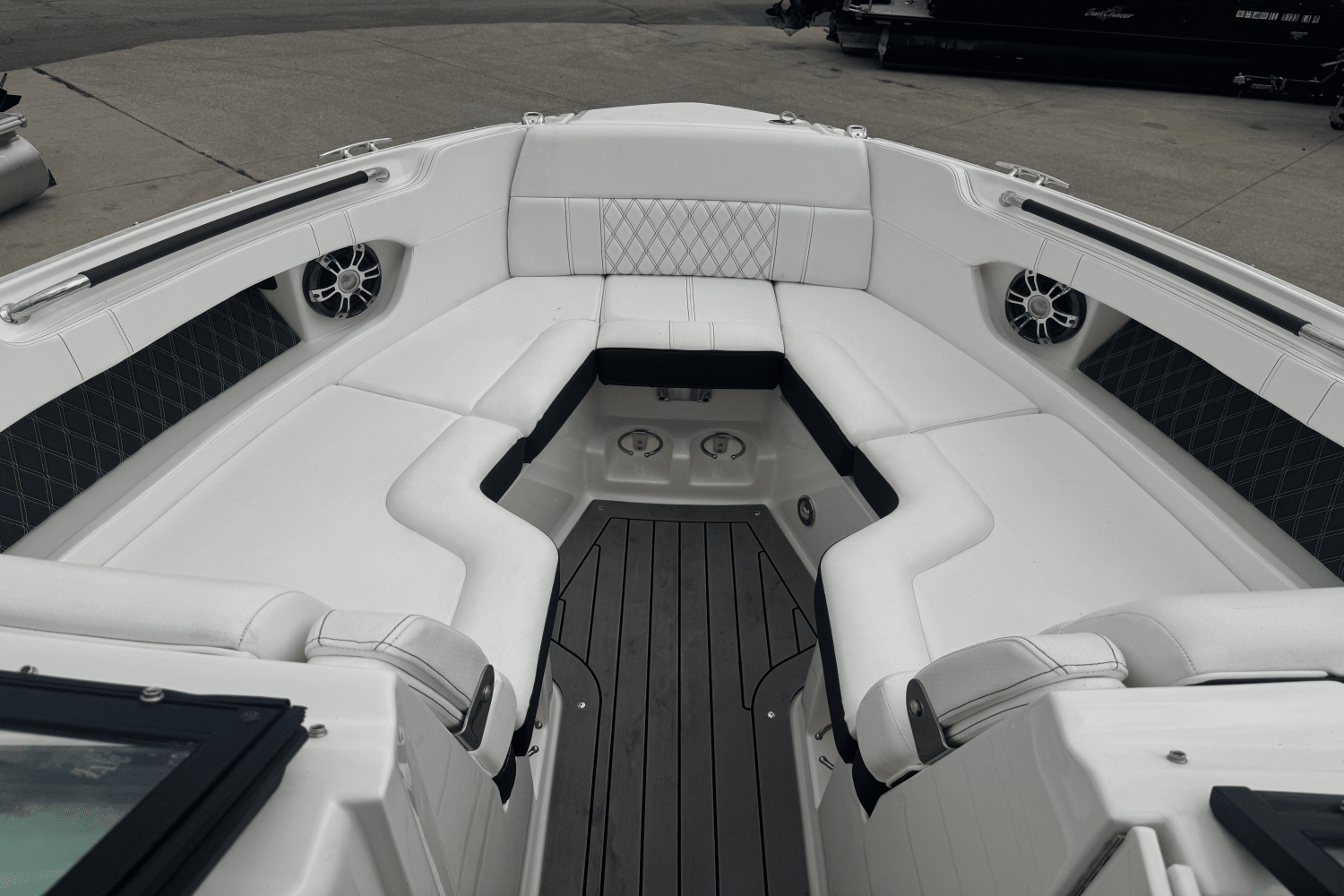 Slide: The Image of Sea Ray 250 SLX 2019 - 5