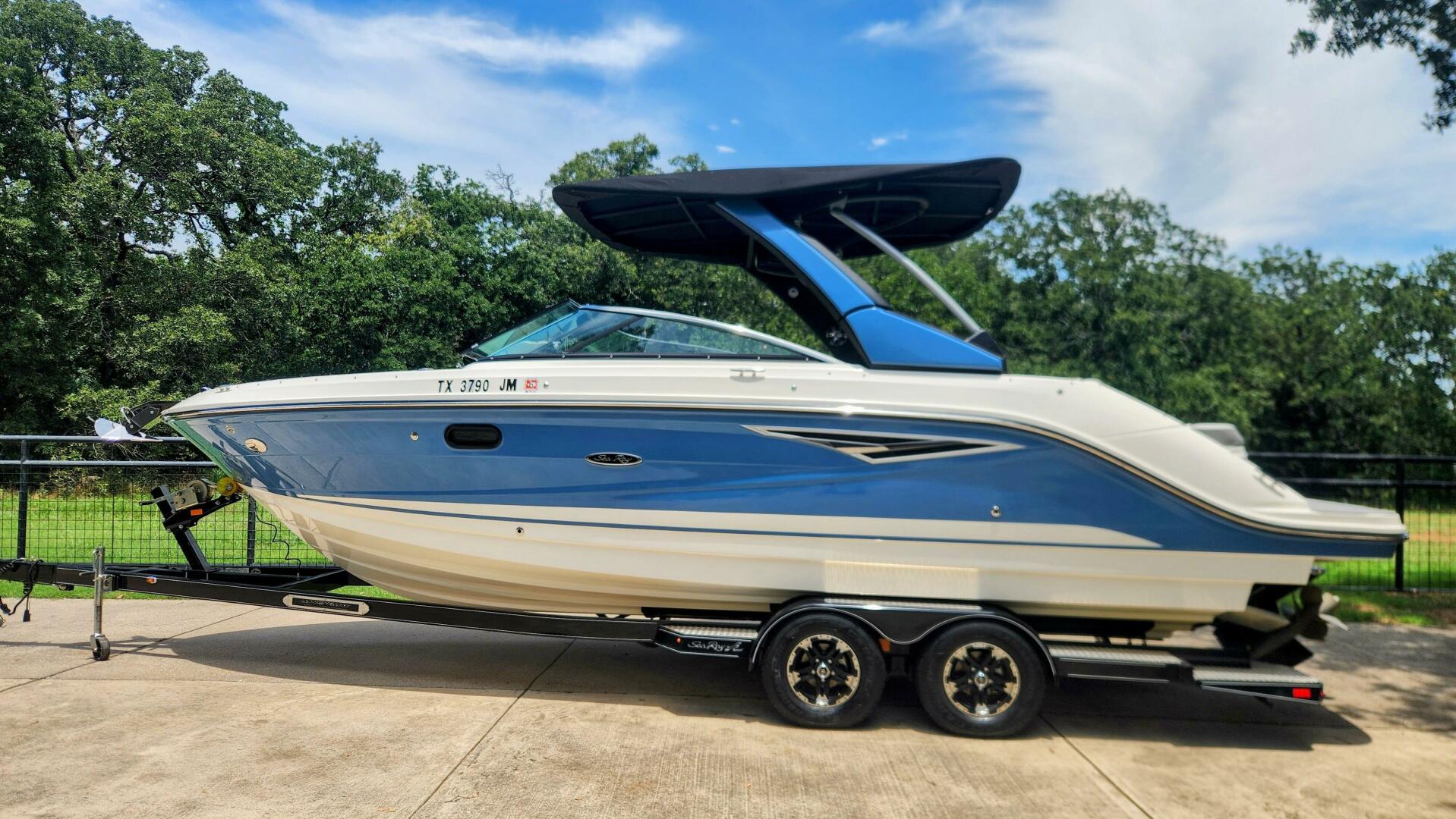 Slide: The Image of 2021 Sea Ray 250 SLX - 5397010