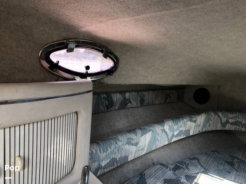 Slide: The Image of V Berth - 9195407