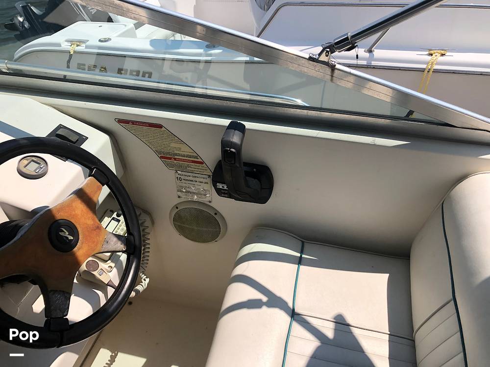 Slide: The Image of Sea Ray 250 Sundancer 1995 - 9195495
