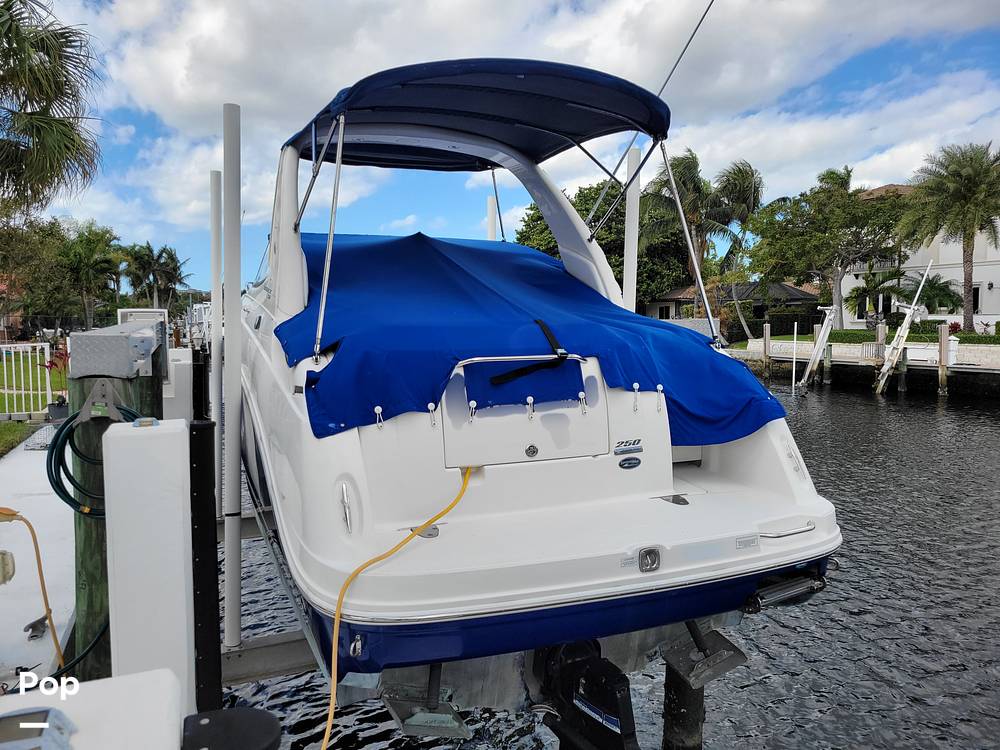 Slide: The Image of Sea Ray 250 Sundancer 2009 - 15108194
