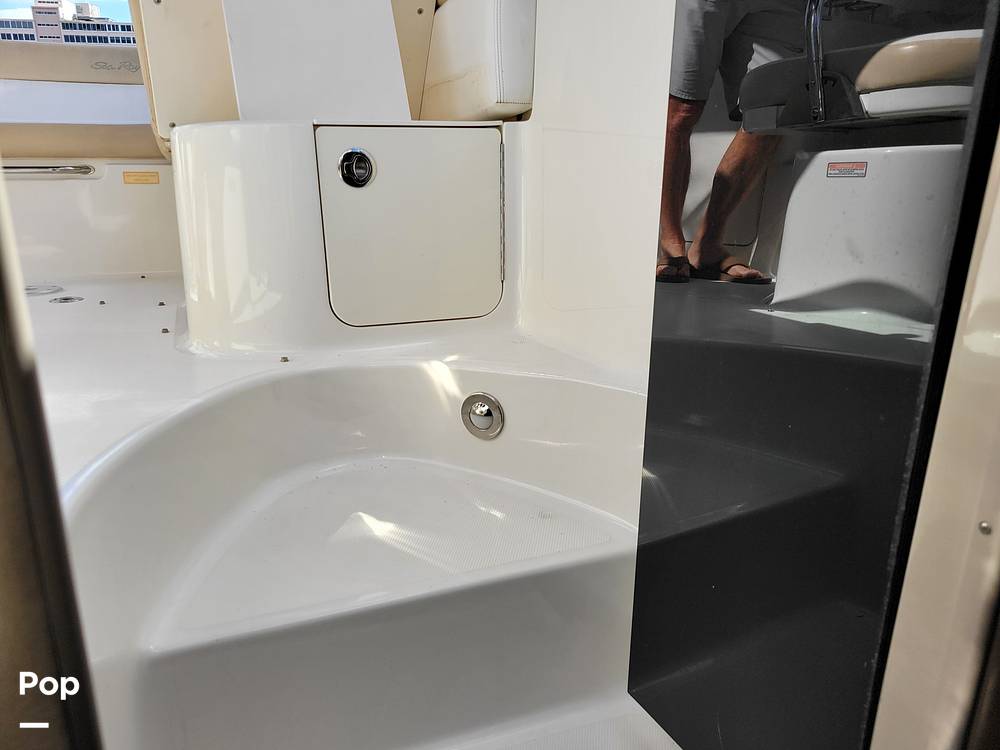 Slide: The Image of Sea Ray 250 Sundancer 2009 - 15108299