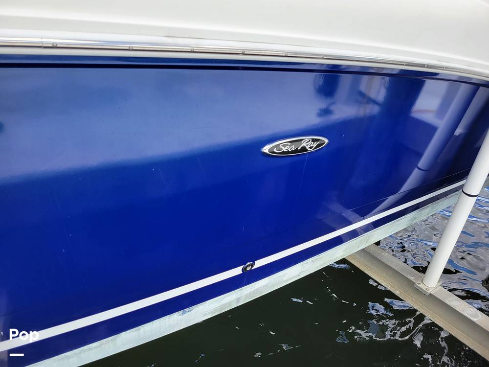 Slide: The Image of Sea Ray 250 Sundancer 2009 - 15108333