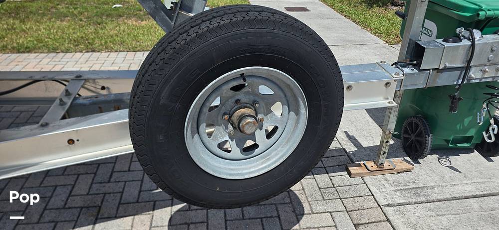 Slide: The Image of Sea Ray 250 Sundancer Anniversary Edition 2009 - 15305383