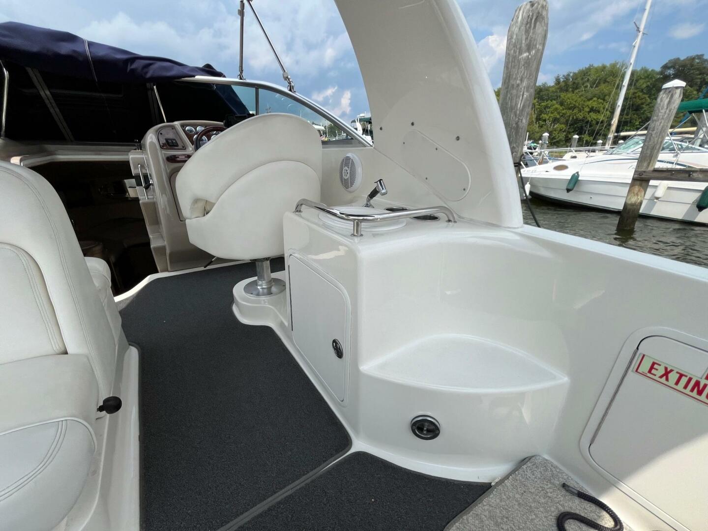 Slide: The Image of Sea Ray 26 2004 - 9
