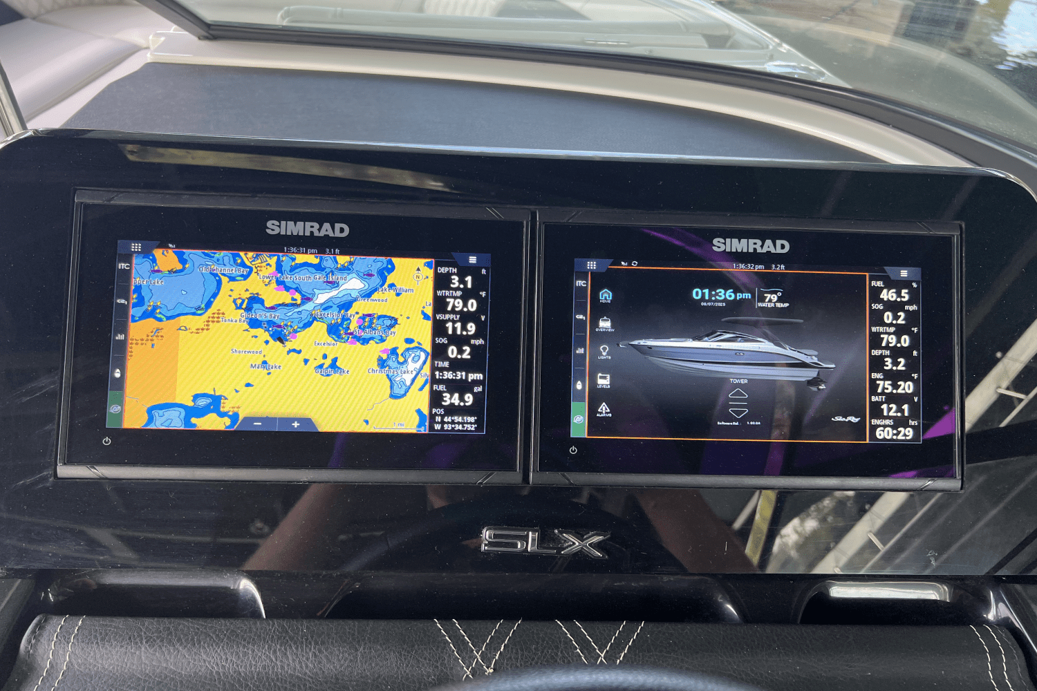 Slide: The Image of Sea Ray 260 SLX 2023 - 16
