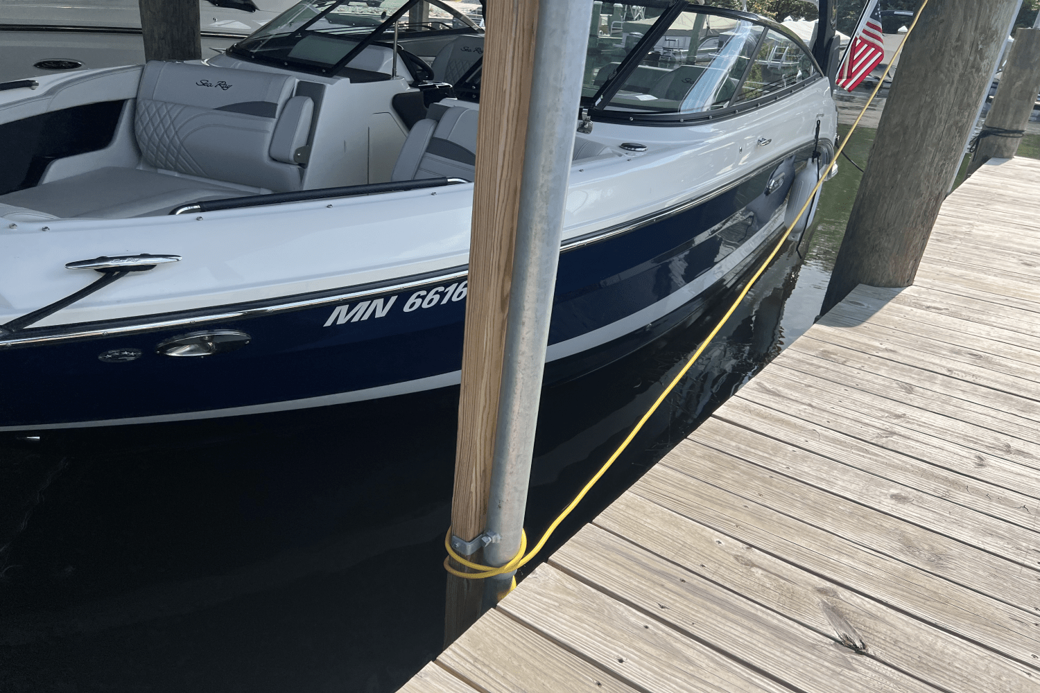 Slide: The Image of Sea Ray 260 SLX 2023 - 3