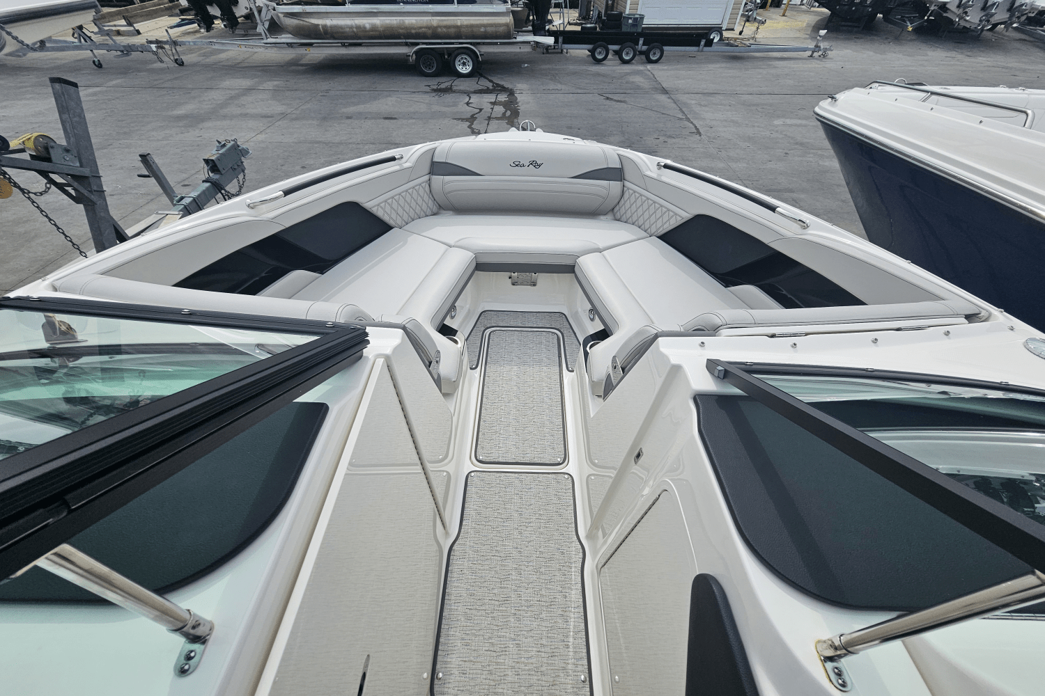 Slide: The Image of Sea Ray 260 SLX-OB 2024 - 3