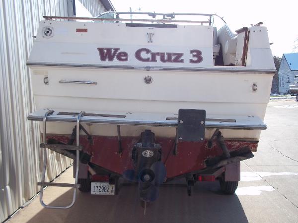 Slide: The Image of 1984 Sea Ray SRV 260 Sundancer boat named We Cruz 3 at dock. - 5