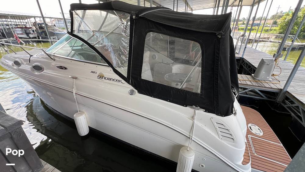 Slide: The Image of Sea Ray 260 Sundancer 2003 - 0