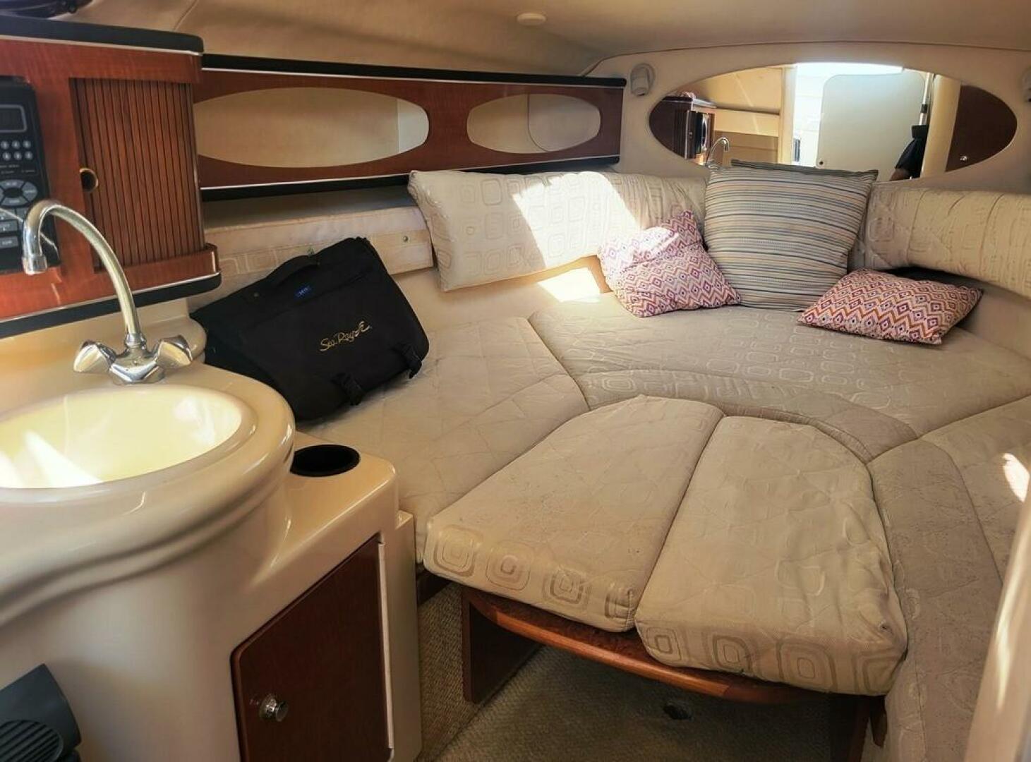 Slide: The Image of Sea Ray 260 Sundancer 2003 - 4823550