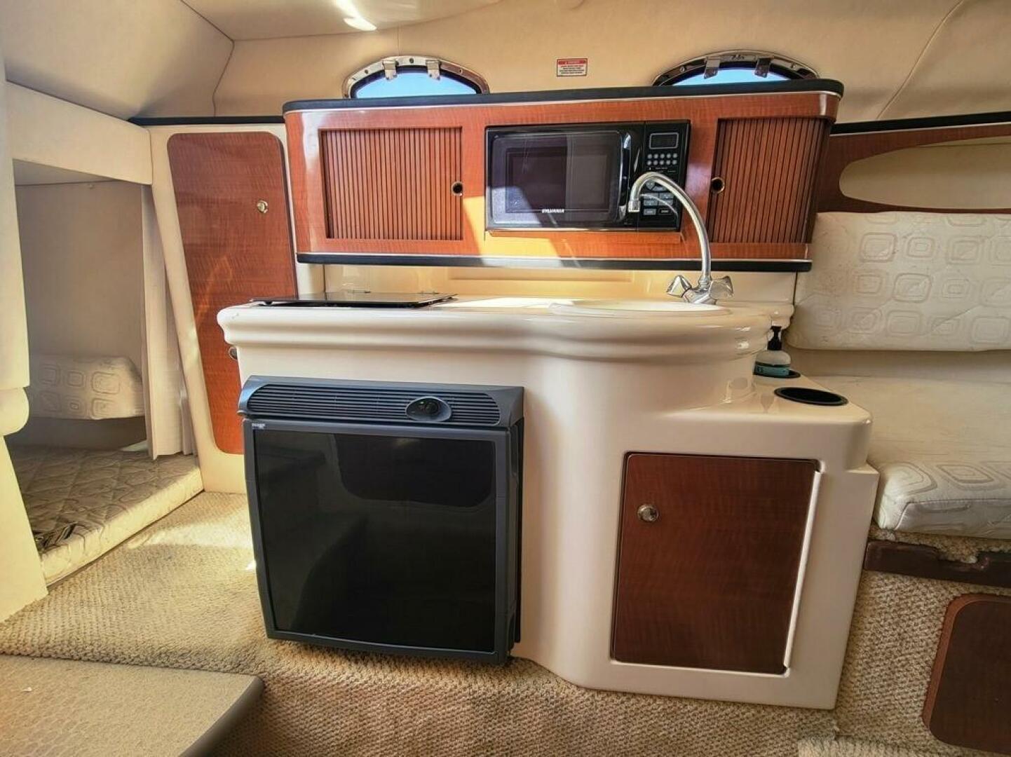 Slide: The Image of Sea Ray 260 Sundancer 2003 - 4823552