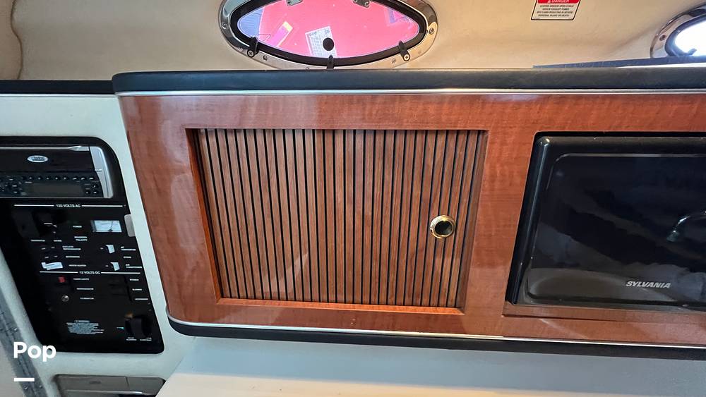 Slide: The Image of Sea Ray 260 Sundancer 2003 - 23