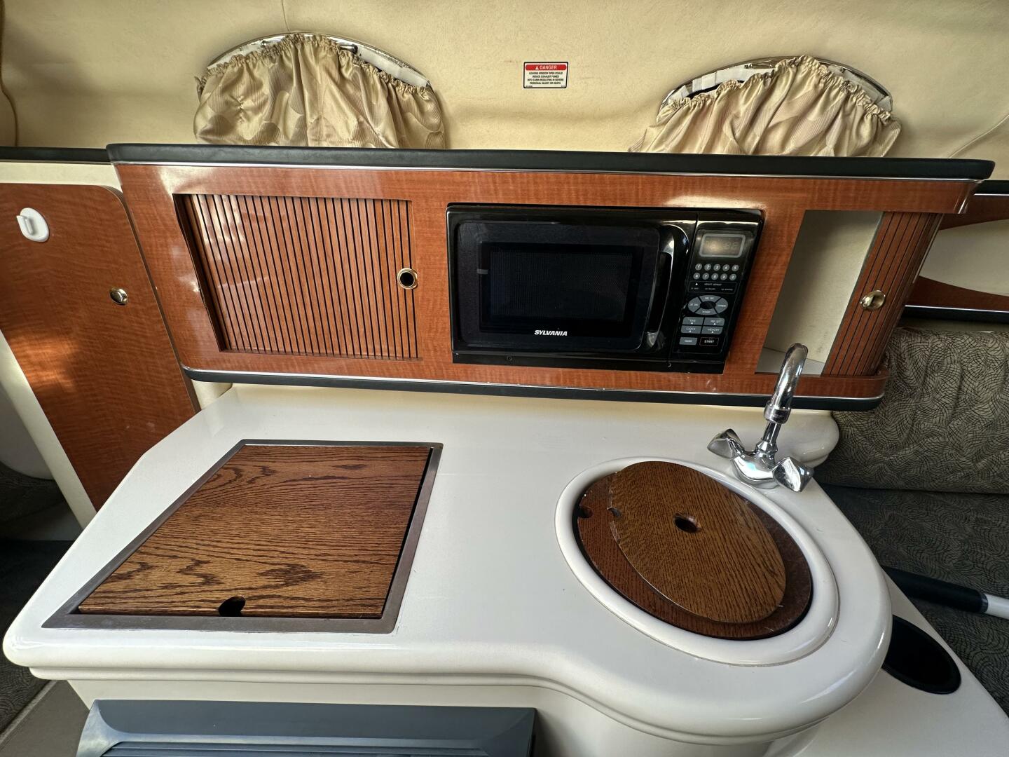 Slide: The Image of Sea Ray 260 Sundancer 2003 - 4753420