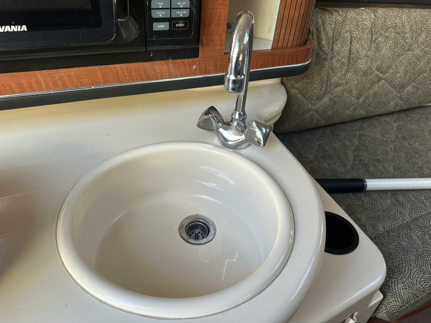 Slide: The Image of Sea Ray 260 Sundancer 2003 - 4753422