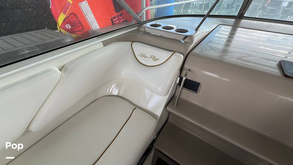 Slide: The Image of Sea Ray 260 Sundancer 2003 - 58