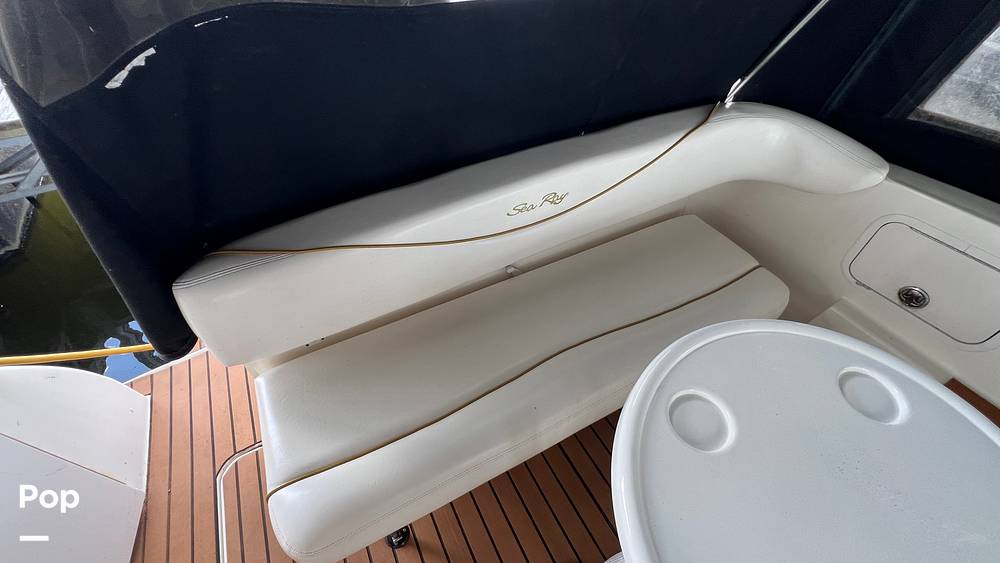 Slide: The Image of Sea Ray 260 Sundancer 2003 - 81