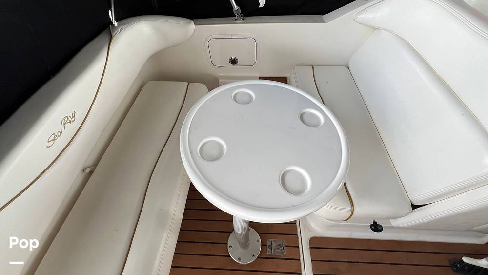 Slide: The Image of Sea Ray 260 Sundancer 2003 - 9