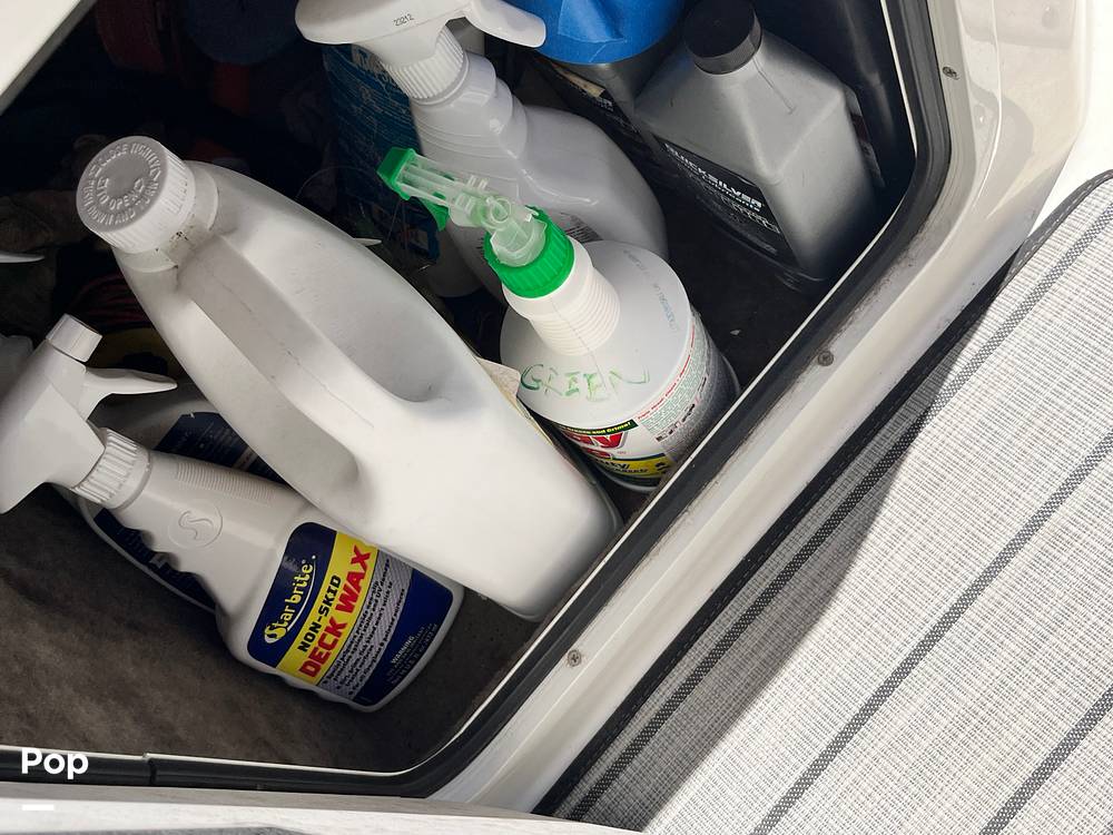 Slide: The Image of Sea Ray 260 Sundancer 2004 - 15687843