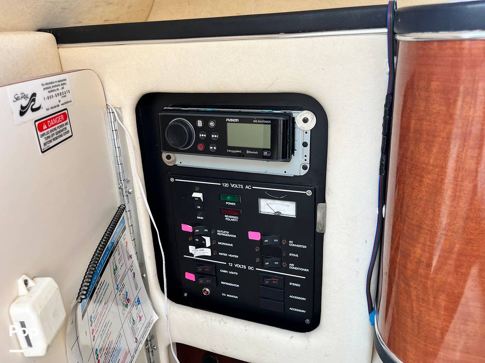 Slide: The Image of Sea Ray 260 Sundancer 2004 - 15687851