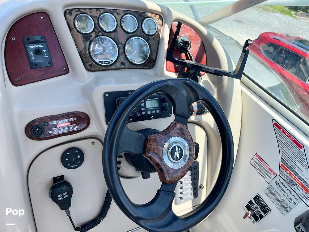 Slide: The Image of Sea Ray 260 Sundancer 2004 - 15687854