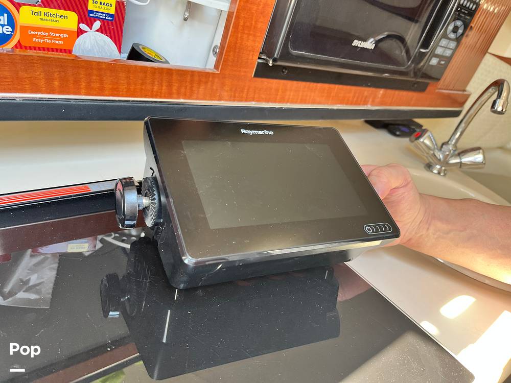 Slide: The Image of Sea Ray 260 Sundancer 2004 - 15687860